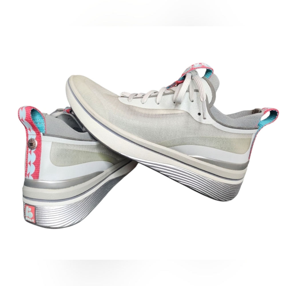 Bala Twelves Sneaker Unisex W 8.5/Men 7.5 Gray Silver Nursing Walking Comfort